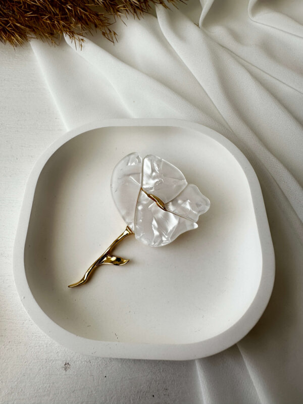 Beyaz Gül Broş - 1