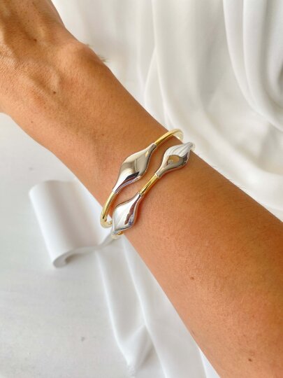 Çift Renk Mekik Detaylı Kelepçe - 2