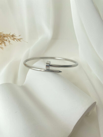 Çivi Model Kelepçe