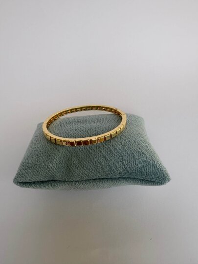 Kare Ezme Kelepçe - Gold