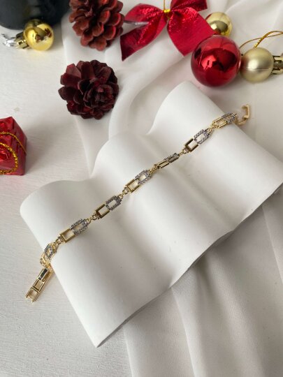 Kare Taşlı Zincir Bileklik - Gold Renk