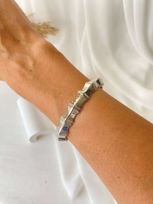 Kemik Detaylı Taşlı Kelepçe - 2