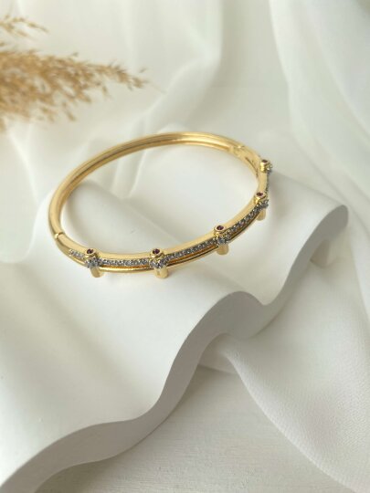 Kenarları Kırmızı Taşlı Çiftli Kelepçe  - 2