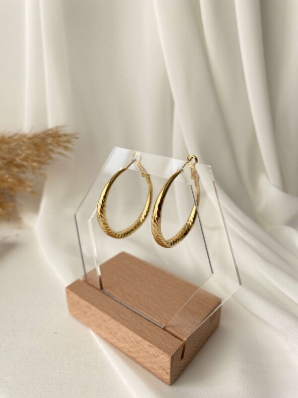 Lazer Detaylı Orta Boy Halka Küpe  - 4