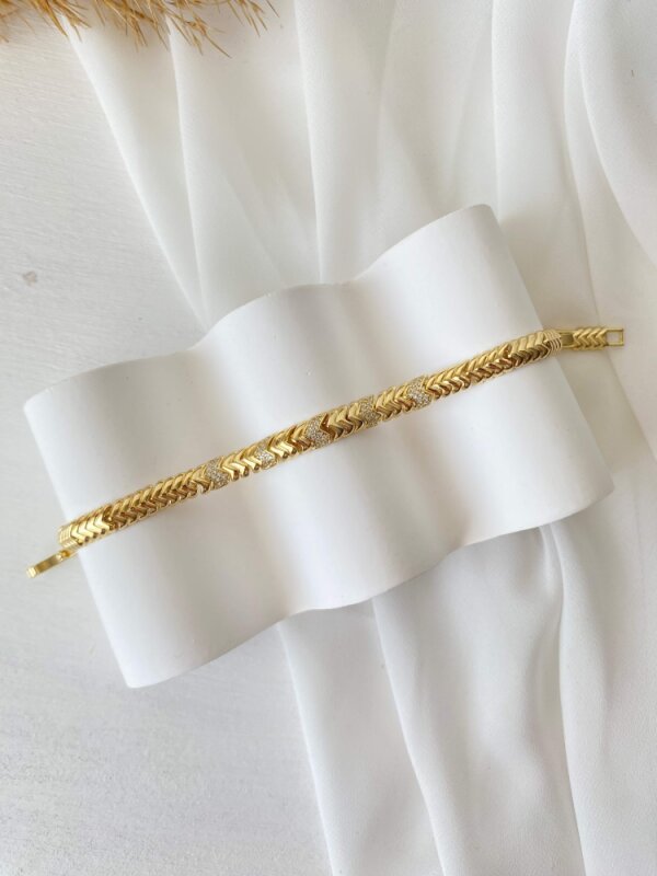 Ortası Taş Detaylı Kılçık Model Bileklik - 2