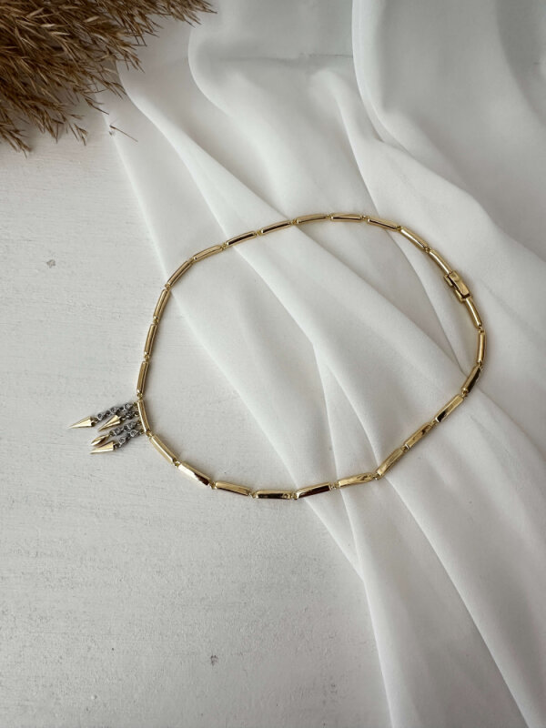 Ortası Taş Sallantılı Choker Kolye - 1