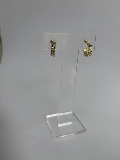 Siyah taşlı Petek Detaylı Halka Küpe - 3