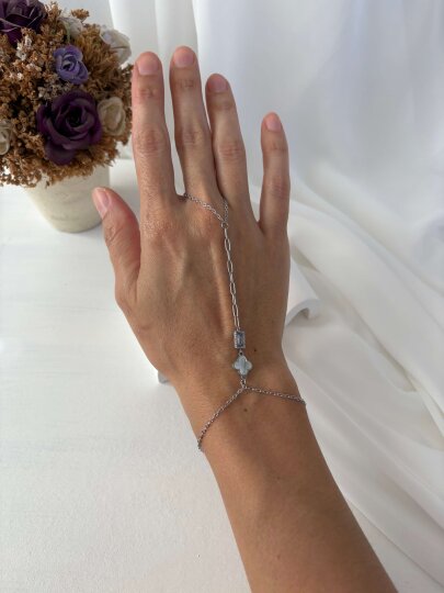 Taşlı Yonca Şahmeran - Gümüş 