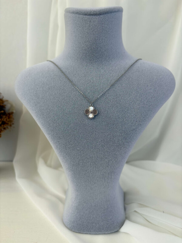 Tekli Yonca Kolye - Gümüş Renk - 1