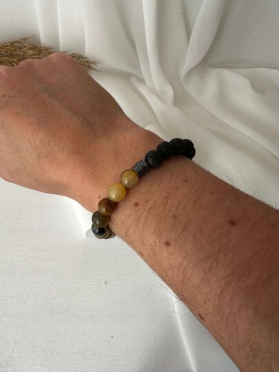 Yarısı Siyah-Yarısı Yeşil Tonlarda Bileklik